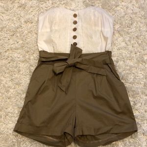 Strapless summer romper